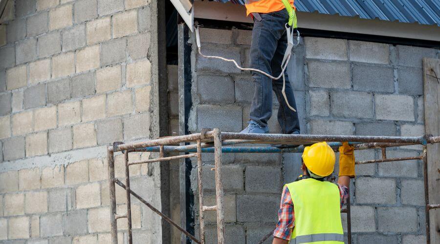 Expert Emergency Roof Repairs services in Ahmeek, MI